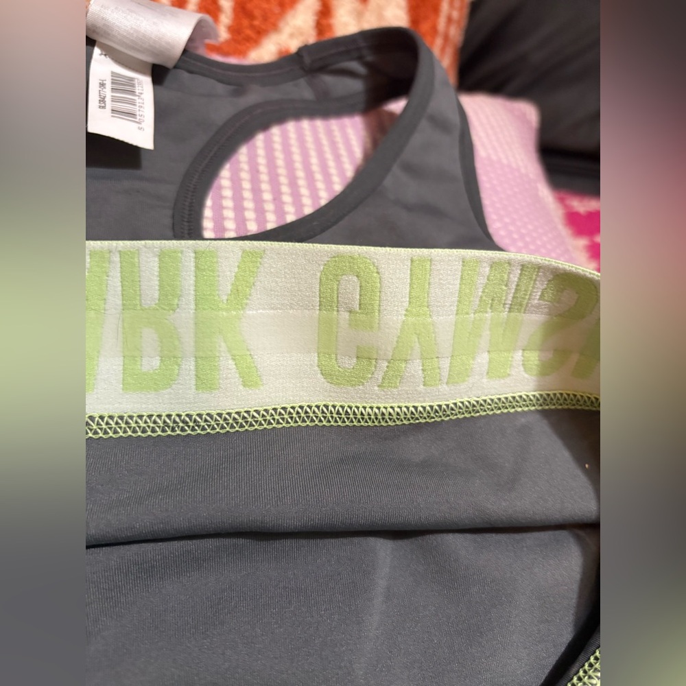 Gymshark sz L Sport Bra (no padding) - Picture 6 of 10